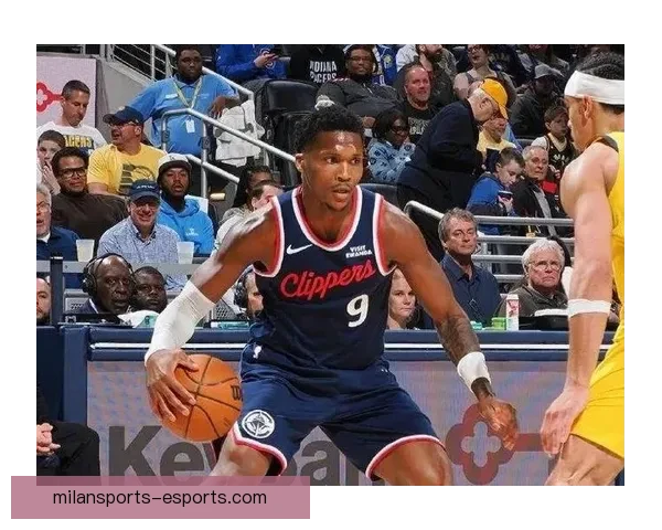 小卡带伤关键一投绝杀全场 卢帅震惊0.4秒神剧情引热议